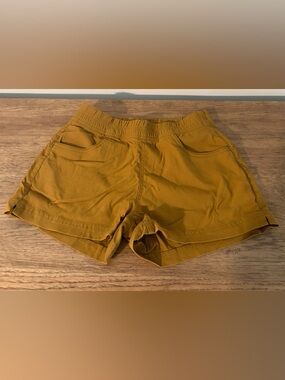 Prana Halle short